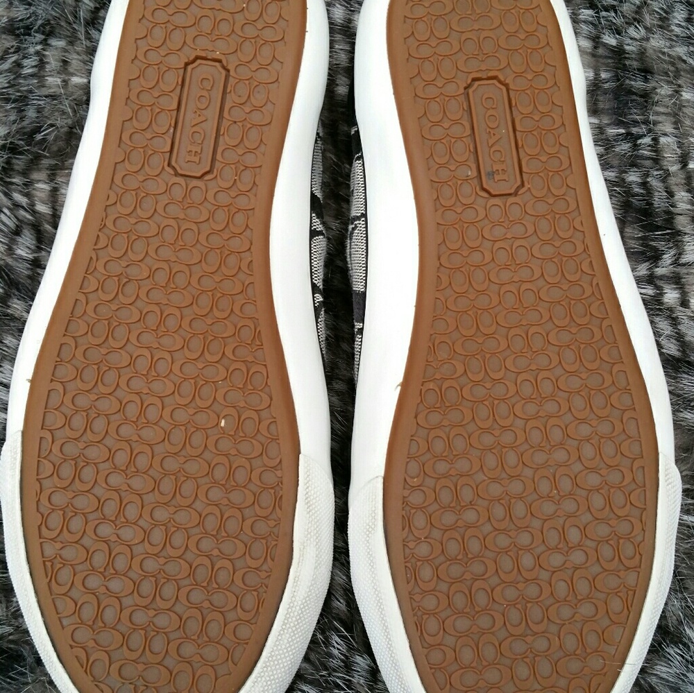 Coach Signature Pattern Shoes - Picture 2 of 8